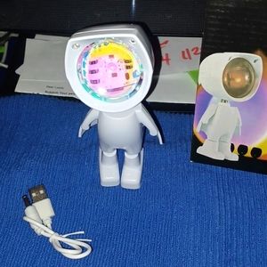 SPACEMAN LED rainbow sunset light Astronaut